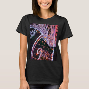 ピンクの渦巻き Tシャツ