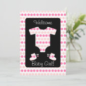 ピンクの点のベビーガール服とブーティーシャワー 招待状 (スタンド正面)