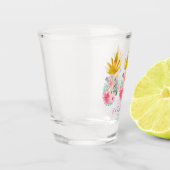ピンクの熱帯の花と金ゴールドパイナップル ショットグラス (左)