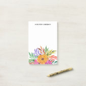 ピンクの熱帯フローラ水の色名 ポストイット (デスク上)