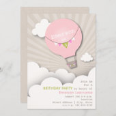 ピンクの熱気の気球及び雲の女の子の誕生日 招待状 (正面/裏面)
