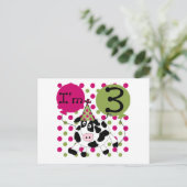 ピンクの牛の3歳の誕生日Tシャツとギフト ポストカード (スタンド正面)