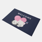 ピンクの猫と寝る甘い子ネコハートへようこそ ドアマット (アングル)