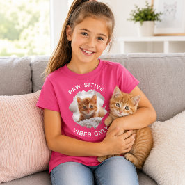 ピンクの猫の写真入りTシャツ 女子 ガールズ Tシャツ