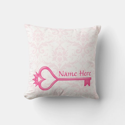 ピンクの王冠のハートの鍵の装飾用クッション クッション (正面)
