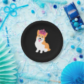 ピンクの王冠を身に着けているかわいく小さいコーギーのプリンセス ペーパープレート (パーティー)