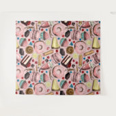 ピンクの甘いお菓子 タペストリー (正面(横))