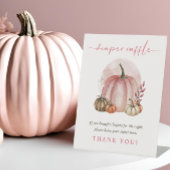 ピンクの甘いカボチャ赤ちゃん女の子シャワーおむつラッフル 台座サイン