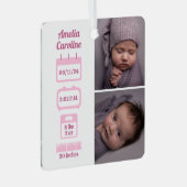 ピンクの生まれたばかりの誕生状態 メタルオーナメント (正面右)