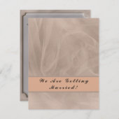 ピンクの生地にテクスチャードプリント-任意の色 セーブザデート (正面/裏面)