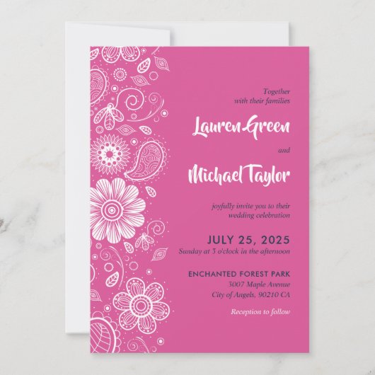 ピンクの白い花の渦巻きペイズリーパターンフローラ 招待状 (正面)