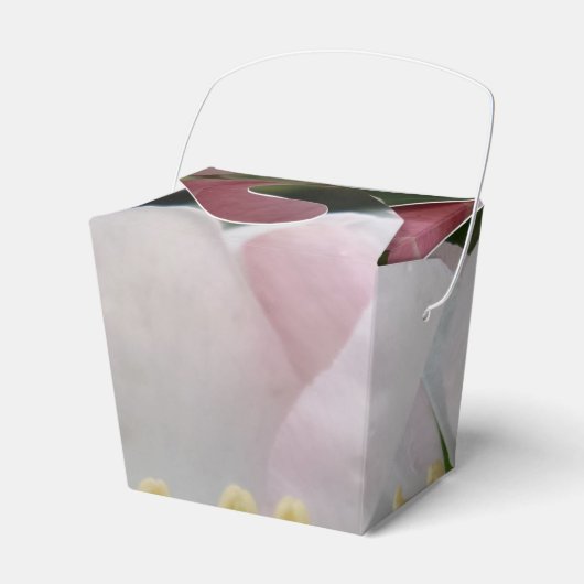 ピンクの白い花取り出し特典ボックス フェイバーボックス (正面サイド)