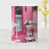 ピンクの白い花籠 – Martha's Vineyard カード (黄色い花)