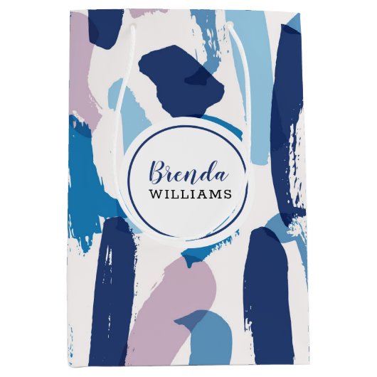 ピンクの白と青の水色のブラシストロークのパターン ミディアムペーパーバッグ (正面)