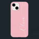 ピンクの白エレガント書文字のスクリプト名 Case-Mate iPhone 14ケース<br><div class="desc">ピンクの白エレガント書のスクリプトの名前カスタムiPhone 14電話のケースは柔らかいピンクの背景に手の書道のスクリプトのタイポグラフィにモダンは、あなたの名前とトレンディーのデザインとを特徴と。©Evco Studio www.zazzle.com/store/evcostudioによる設計</div>
