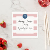 ピンクの白ストライプ色のパターン、ネイビーブルーモノグラム スタンダードカクテルナプキン (インサイチュ)