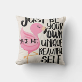 ピンクの白鳥と黒のフォントデザインがプリントされたスロー枕 クッション
