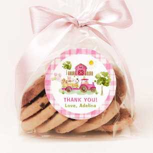 ピンクの納屋周囲の庭農業動物の誕生日 ラウンドシール