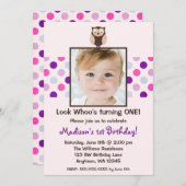 ピンクの紫色のフクロウの第1誕生日の女の子の写真の招待状 招待状 (正面/裏面)