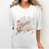 ピンクの羽とファンTシャツ Tシャツ