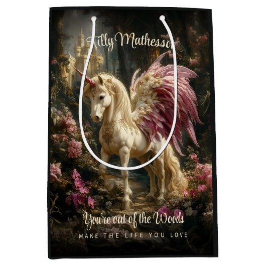 ピンクの翼の森のユニコーンの森 ミディアムペーパーバッグ (正面)