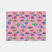 ピンクの背景に可愛いカラフルロボット フリースブランケット (正面(横))