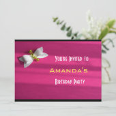 ピンクの背景に白いリボンの誕生日 招待状 (スタンド正面)