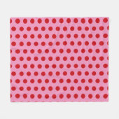 ピンクの背景に赤い水玉 フリースブランケット (正面(横))