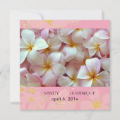 ピンクの背景のプルメリア 招待状 (正面)