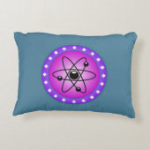 ピンクの背景の原子記号 アクセントクッション (裏面)