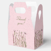 ピンクの背縁ど景にピンク色のワイルドフラワー フェイバーボックス (オープン)