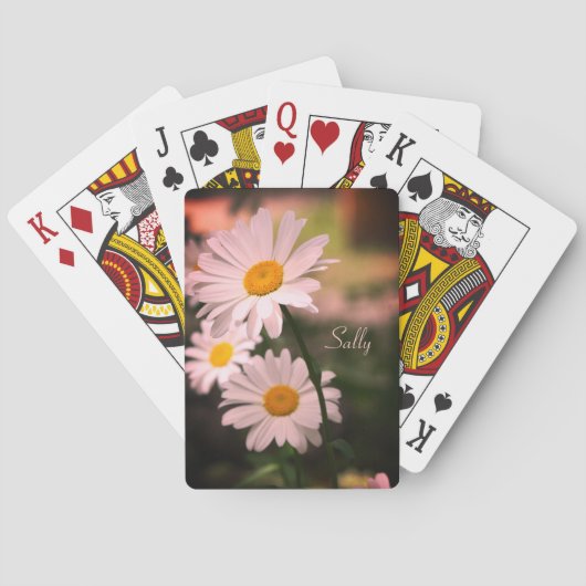 ピンクの色相を持つ開花デイジー トランプ (裏面)