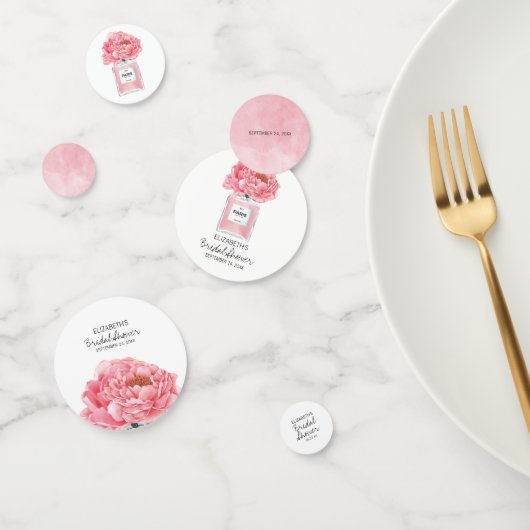 ピンクの芍薬と香水の花を飾った花嫁のシャワー コンフェッティ (グループ)