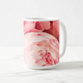 ピンクの芍薬のマグカップ コーヒーマグカップ (正面右)
