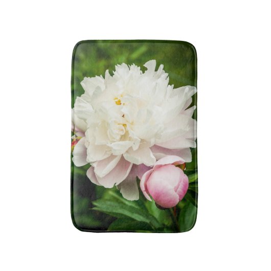 ピンクの芍薬の庭の花 バスマット (正面縦)