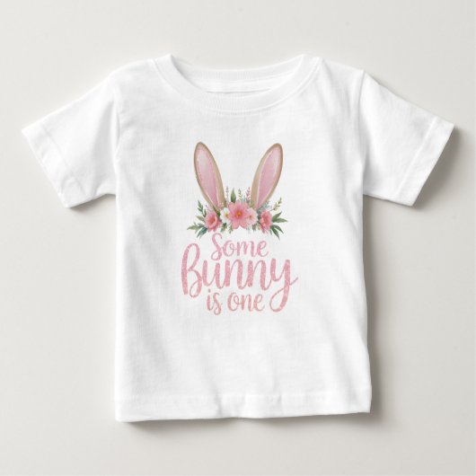 ピンクの花うさぎのワンピースの女の子の誕生日シャツ ベビーTシャツ (正面)