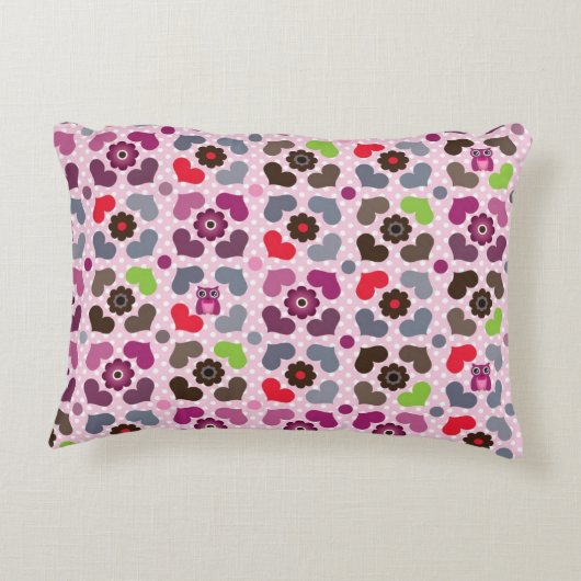 ピンクの花およびフクロウパターン アクセントクッション (裏面)