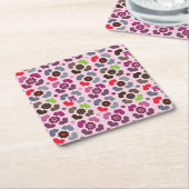 ピンクの花およびフクロウパターン スクエアペーパーコースター (アングル)