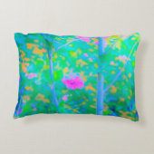 ピンクの花が咲く印象派の青い風景 アクセントクッション (裏面)