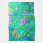 ピンクの花が咲く印象派の青い風景 キッチンタオル (縦)