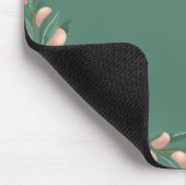 ピンクの花が咲く緑のパステル マウスパッド (コーナー)