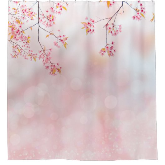 ピンクの花が霧の多い枝 シャワーカーテン (正面)