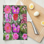 "ピンクの花たち: 花の写真コラージュ作品" キッチンタオル (四つ折り)