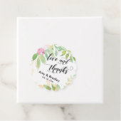 ピンクの花とカリグラフィー 愛と感謝のウェディング フェイバータグ (インサイチュ)