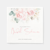 ピンクの花とゴールドのグリーン ブライダルシャワー スタンダードカクテルナプキン (正面)