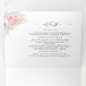 ピンクの花とパンパスグラスエレガントな結婚式 三つ折り招待状 (内部最初)