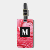 ピンクの花とモノグラムの荷札 ラゲッジタグ (正面縦)