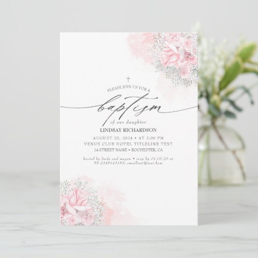 ピンクの花と可愛い赤ちゃん息の女の子のバプテスマ 招待状 (スタンド正面)