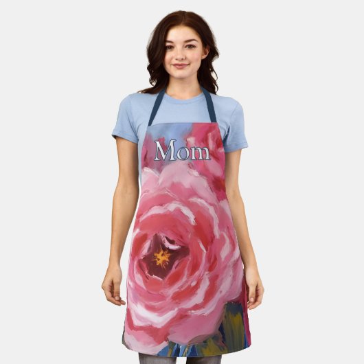 ピンクの花と文字 エプロン (着用した状態)