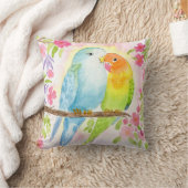 ピンクの花と水彩の愛の鳥 クッション (ブランケット)